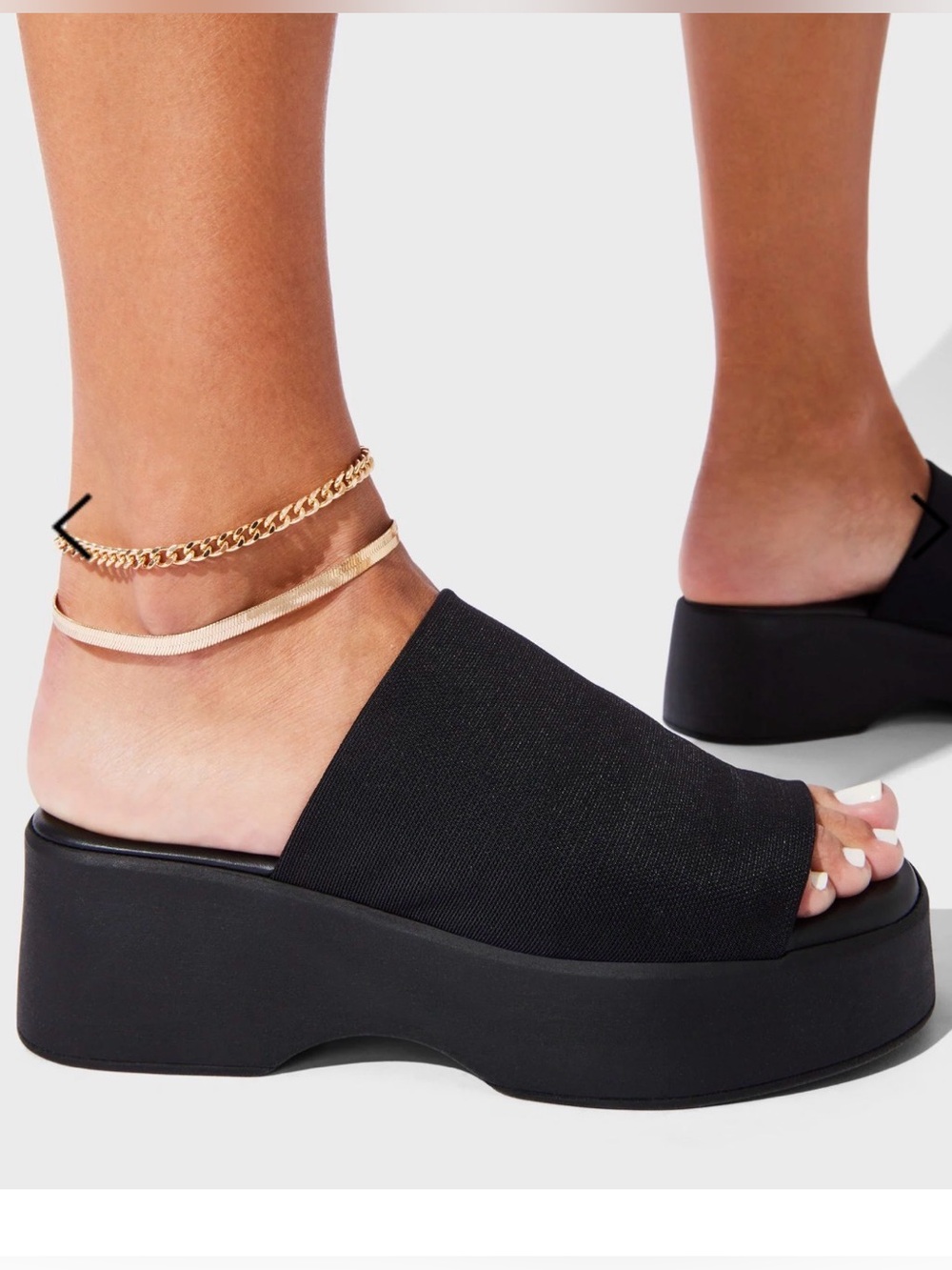 Steve Madden SLINKY30 Platform Slide Sandals: Black, SZ 7
